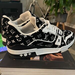 LV Trainer Sneaker black/white LV 8 (US 9.5)